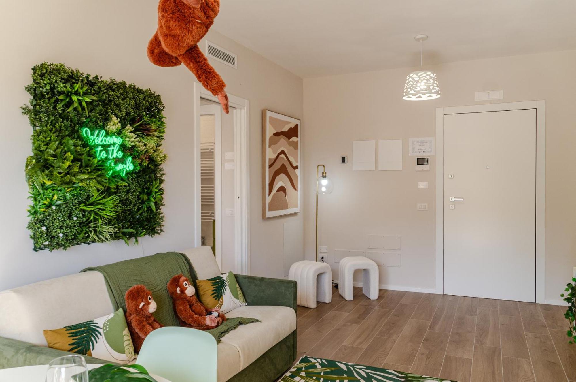 Apulialux Monkey'S Home. Ps5, Golf, Free Parking Bari Exterior photo